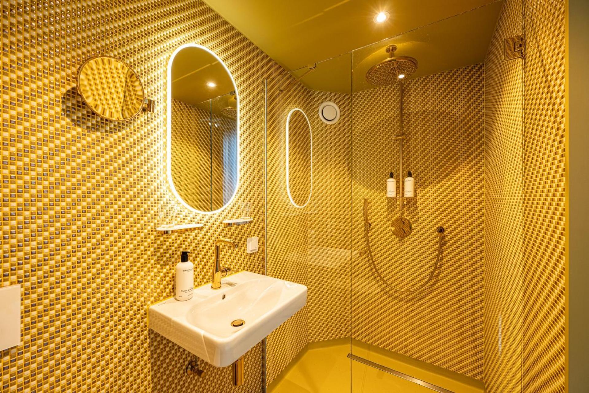 Hotel Staatsman Zwolle  Bagian luar foto