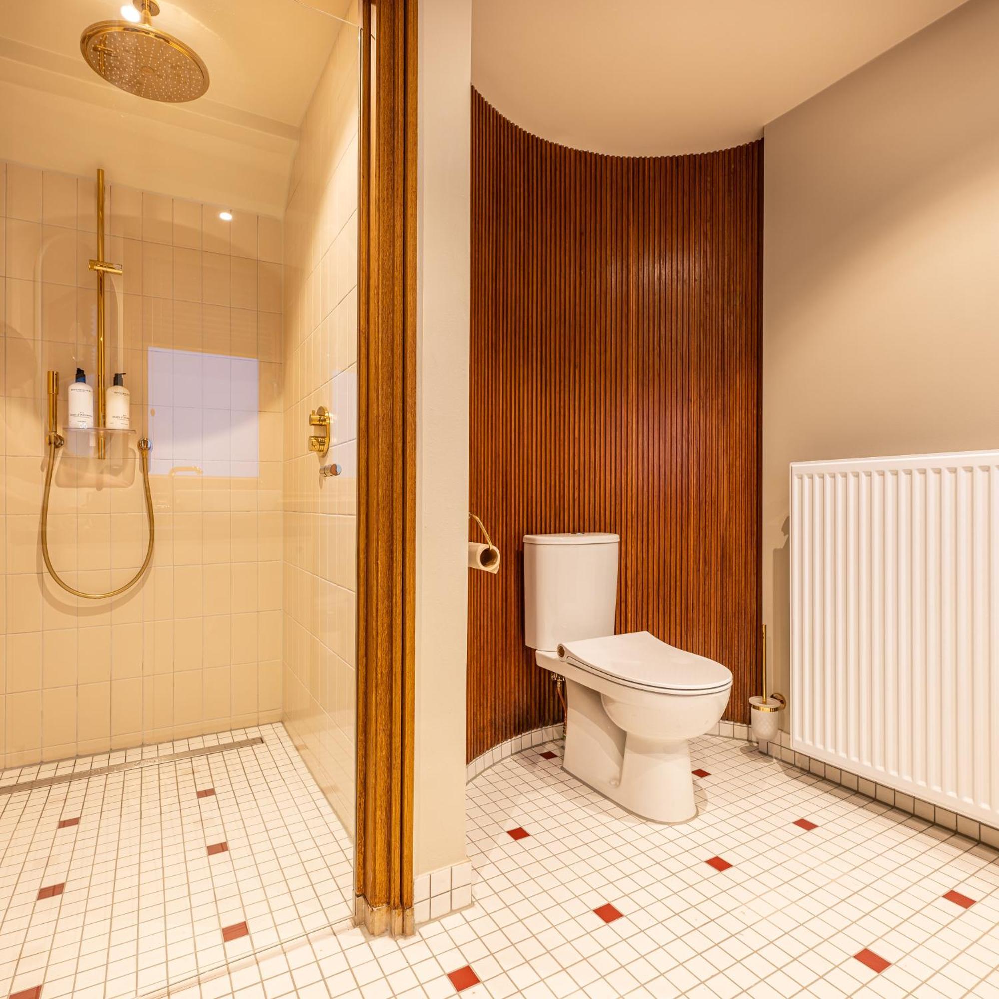 Hotel Staatsman Zwolle  Bagian luar foto