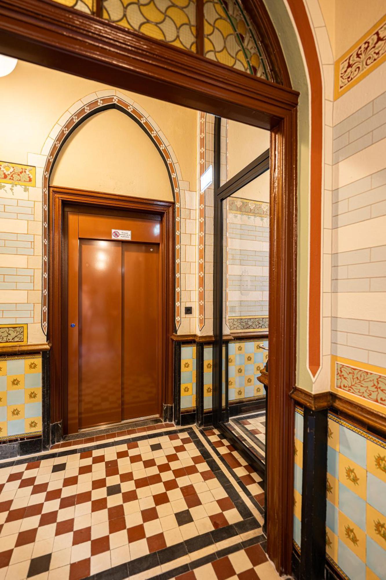 Hotel Staatsman Zwolle  Bagian luar foto